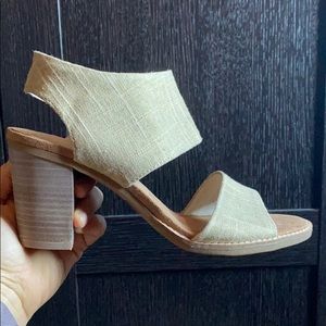 NWT Tom’s Majorca Cutout Heel